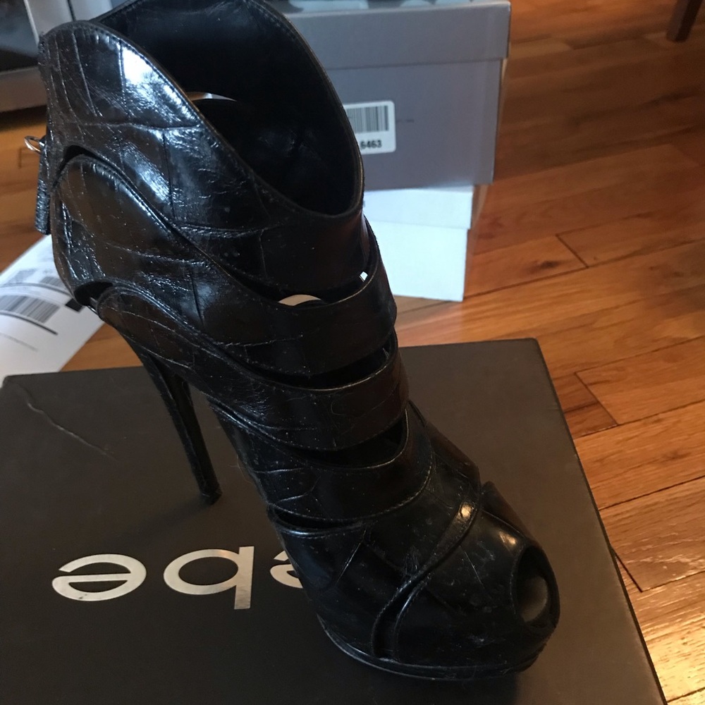 Sergio Rossi booties